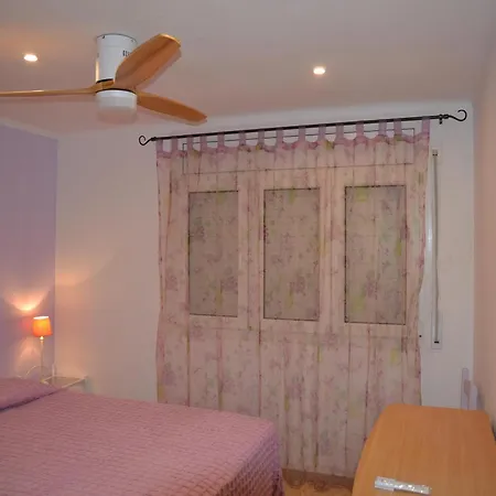 Calella 4 - L'estartit, Els Griells - Es-323-80 Apartment